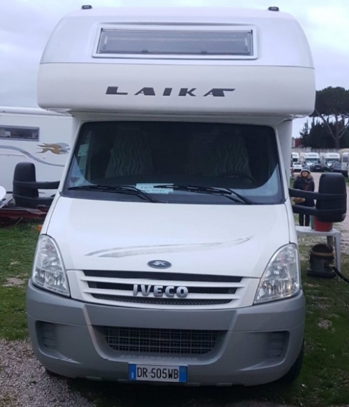 VENDO CAMPER LAIKA